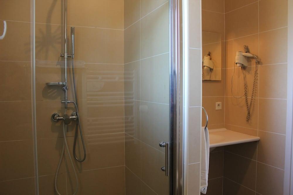 Hotel Fleur De Lys Hazebrouck Luaran gambar